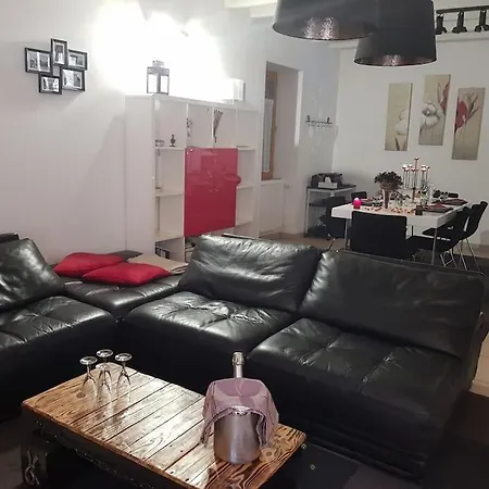 Via Nova, 12 Personnes, 150 M2 Lavoine